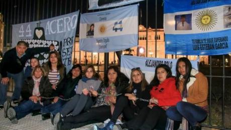 Los familiares, exigen justicia.