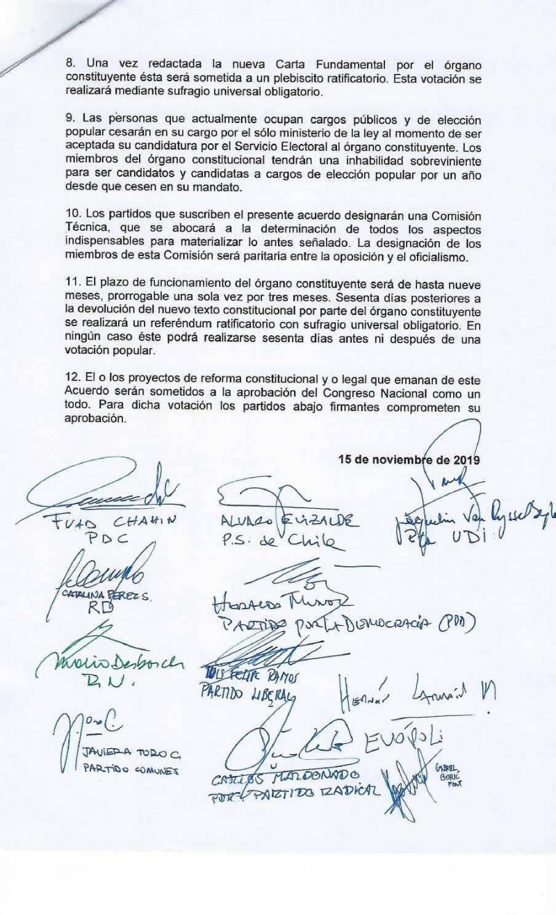 Acuerdo histórico para modificar la Constitución de Pinochet, en Chile.