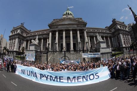 Protesta y reclamo de PYMES.