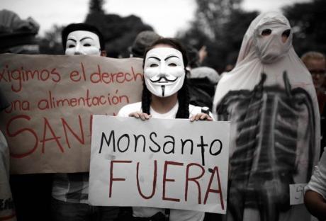 Monsanto - Coca- Cola.