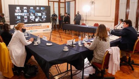 Videoconferencia de Fernando Espinoza con referentes de la salud